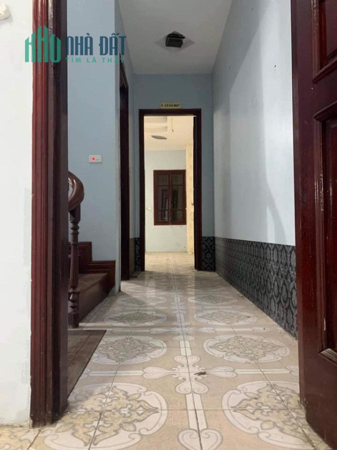 NHÀ NGUYỄN VĂN TUYẾT, DIỆN TÍCH 56M2, MẶT TIỀN 4M, KINH DOANH SẦM UẤT, CẦN BÁN GẤP