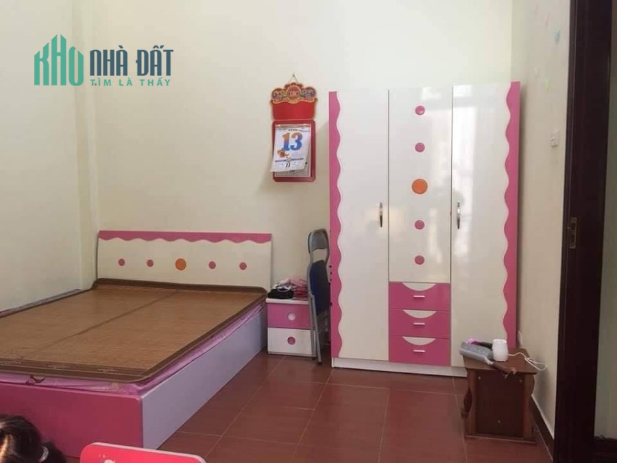Bán nhà Xuân Đỉnh 35m2, 5 tầng, 4 tỷ, ô tô qua nhà, gần công viên, hồ nhà mới sẵn ở ngay.