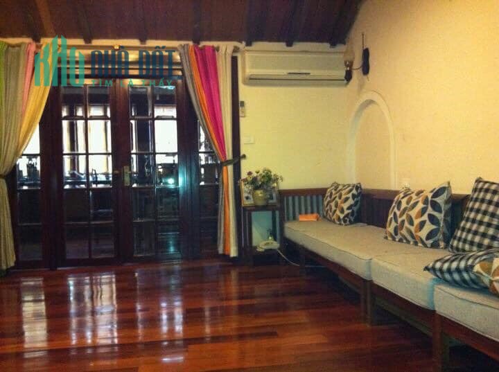 Cần bán gấp nhà đẹp Lý Nam Đế, Hoàn Kiếm, DT70m2x3 tầng. LH: 0846 282 986.