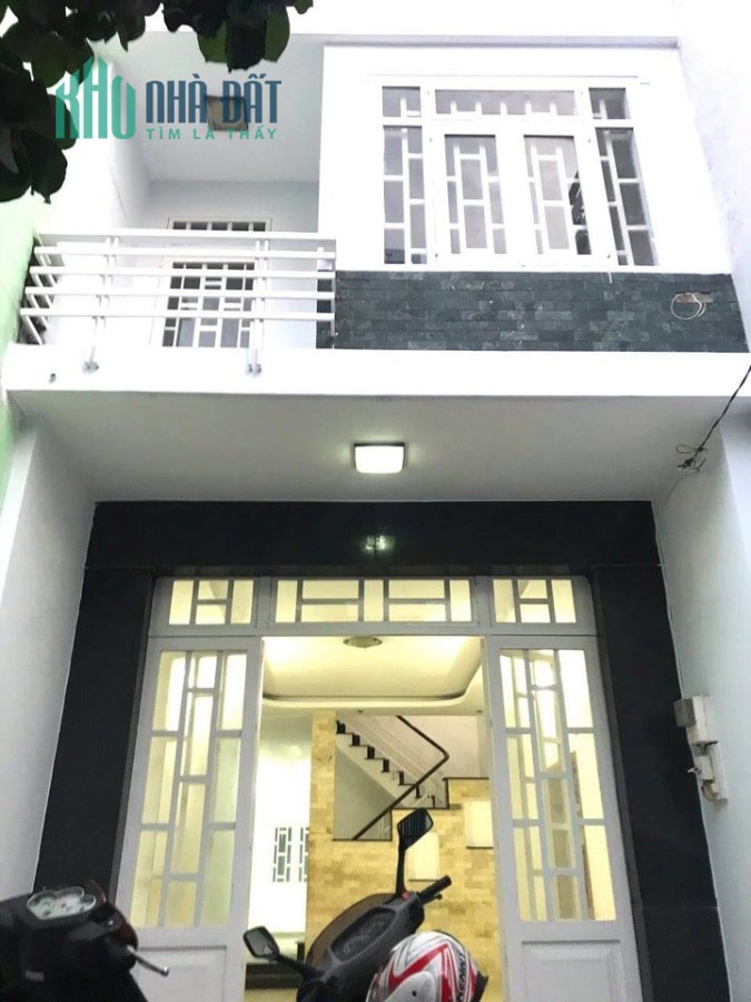 Bán nhà đường Lạc Long Quân, Tân Bình 40m2_ 1T2L_ 3PN,3WC