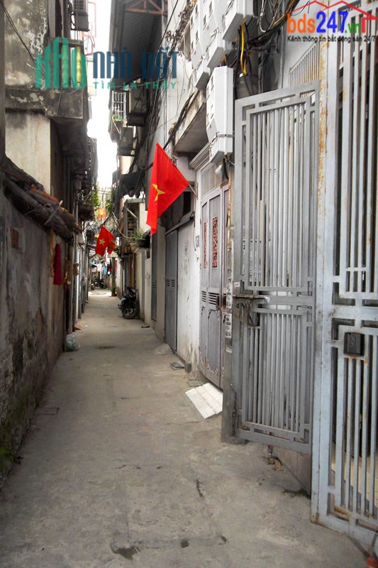 Cho thuê nhà số 19 hẻm 16 ngách 41 ngõ 184 đường Hoa Bằng, Cầu Giấy, Hà Nội.