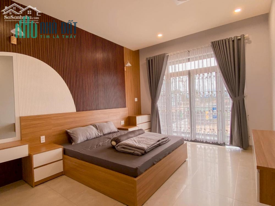 Quận 7 nội thất gỗ 68m2 nở hậu 4m5 chỉ 4 tỷ 8 tl (0902664082)