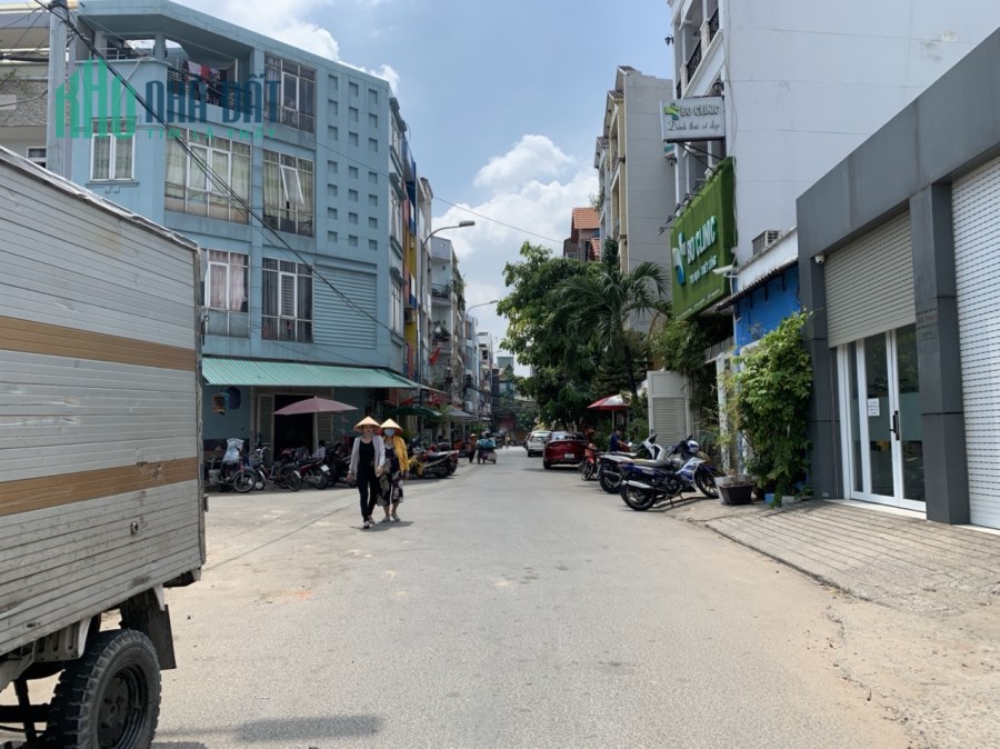 Cần bán đất mặt tiền Hoa Sữa, phường 2, Phú Nhuận