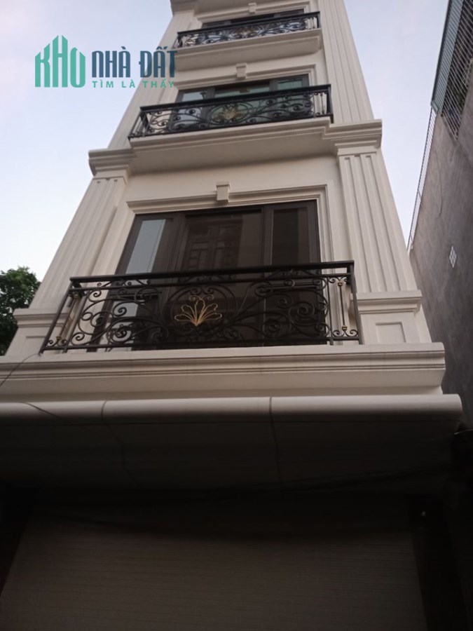 Phân Lô Hoàng Văn Thái - Nhà Mới - GARA Ô TÔ - 3 Thoáng - Sổ Hoa Hậu - 43m2, Nhỉnh 6 Tỷ