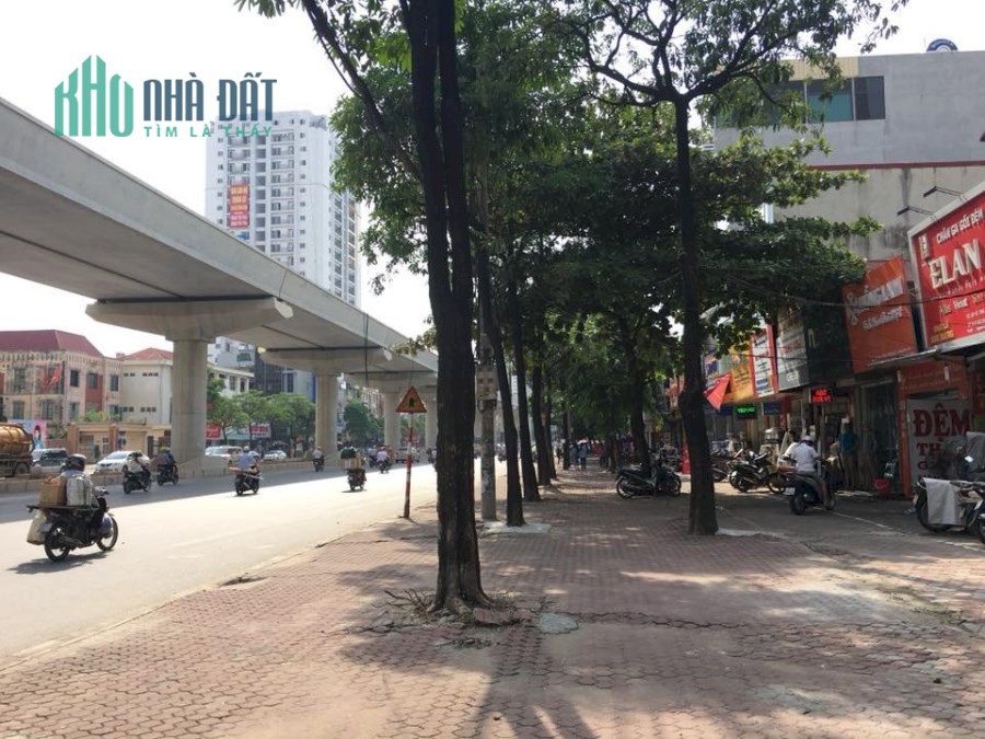 Bán nhà MP Cầu Giấy, vỉa hè 3m, 3 thoáng, cho thuê 80tr, 120m2 x 5T. MT 13m. 30.5 tỷ.