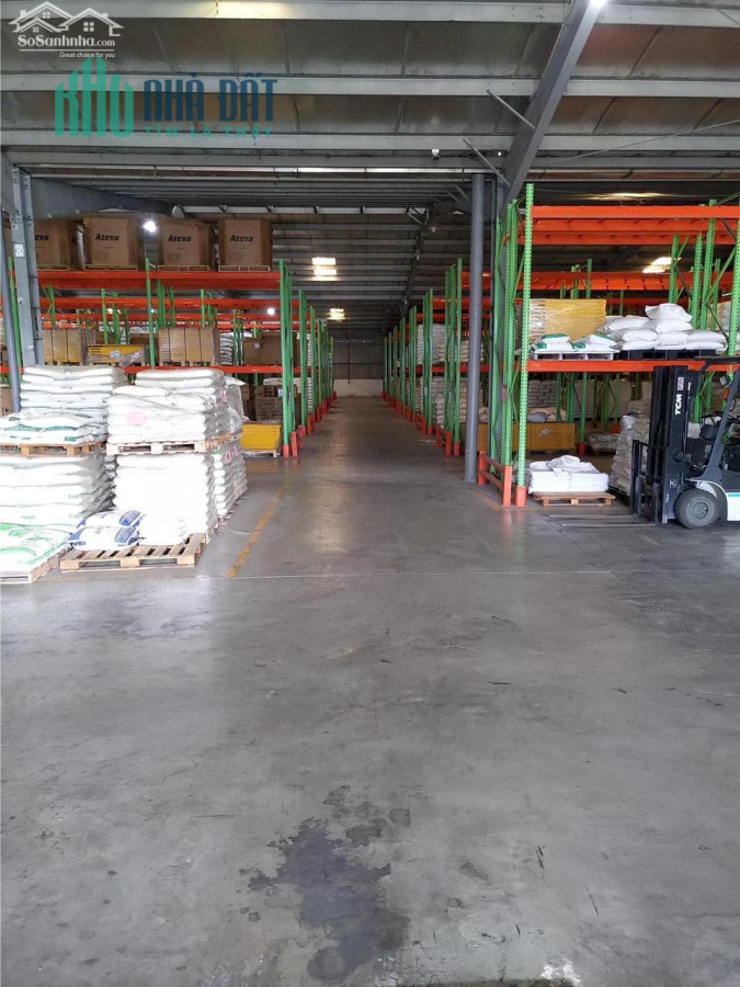 Cần bán nhà xưởng dt 8200m2 KCN Xuyên Á, Long An. Cách Sân Bay Tân Sơn Nhất 20km.giá 45 tỷ