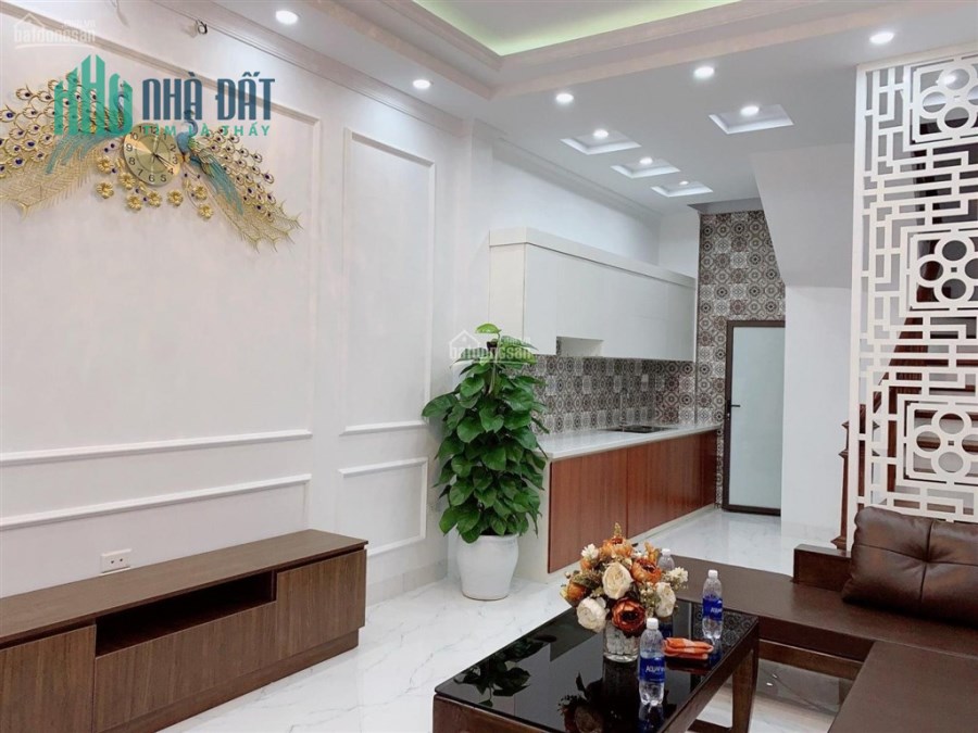 Nhà đẹp mặt ngõ ô tô,Phương Mai, Đống Đa,55m2 - 5 tầng nội thất xịn giá tốt Lh: 0901773345