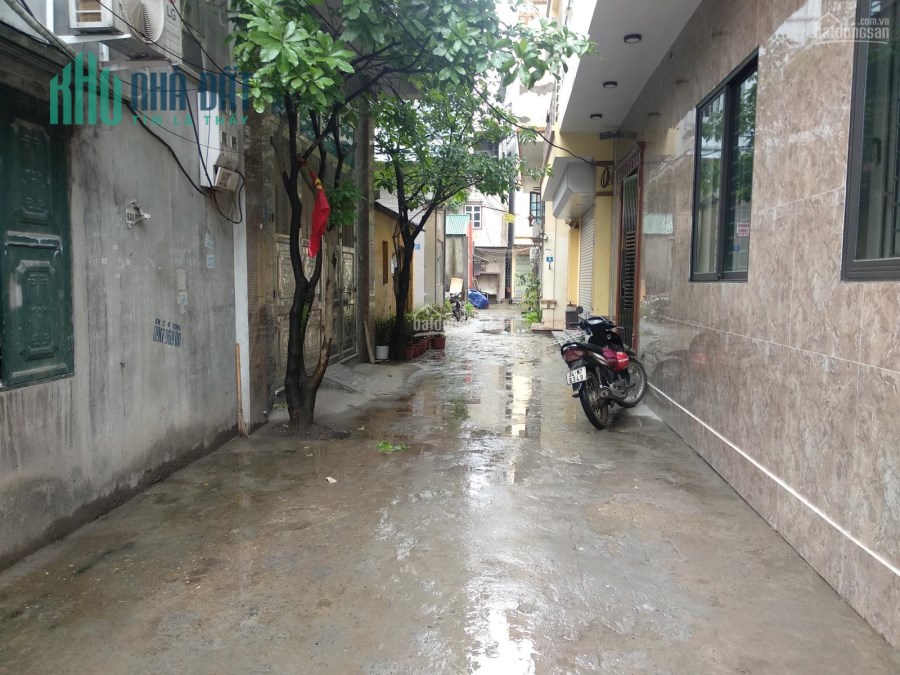 Bán đất Trâu Quỳ -Đường X 30m2 –Đường 4m gần chợ -MTien 3.5m