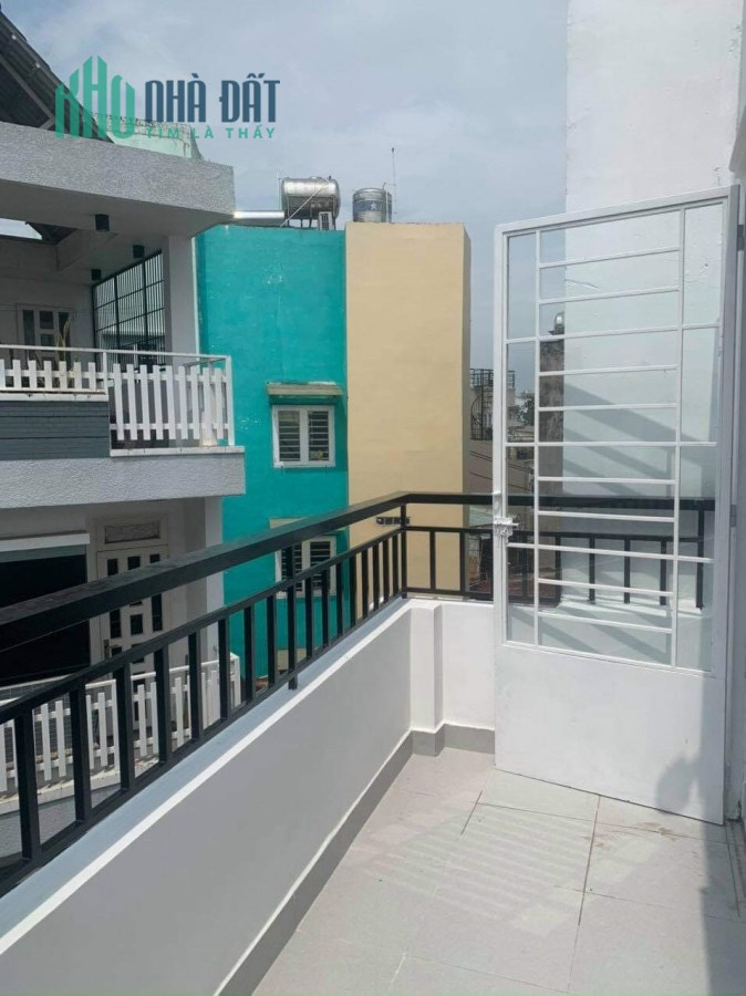 Phan Đăng Lưu  - 42m2 – 2 Tầng đúc – chỉ 4 tỷ - P7- Phú Nhuận.