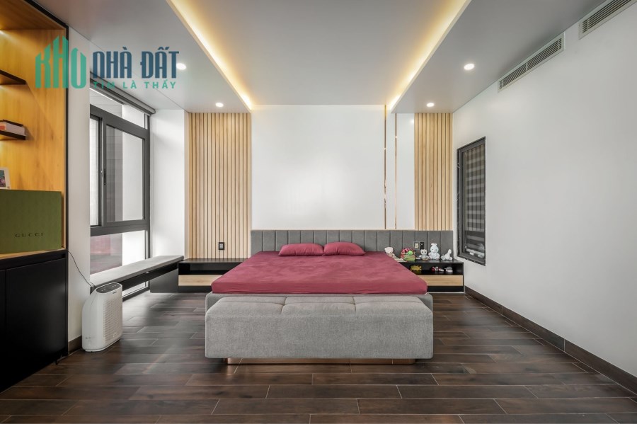 Bán gấp nhà Mới ngõ 121 Kim Ngưu giá 10.5 tỷ, 120m2, SĐCC