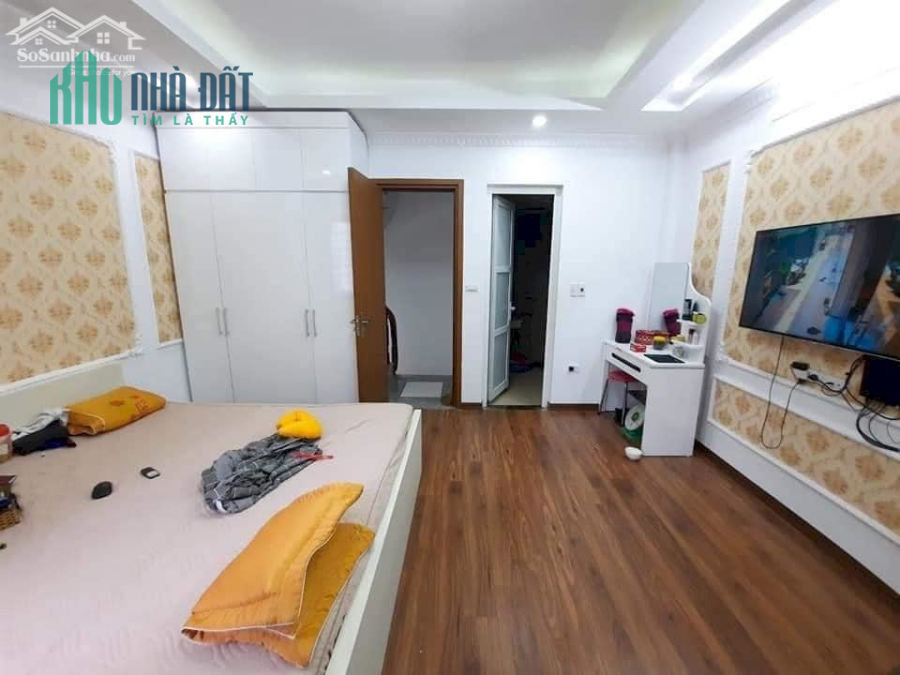 Chỉ 8 tỷ 1 Quận10 - 5 TẦNG BTCT - gần 50m2 NGANG hơn 5m (0902664082)