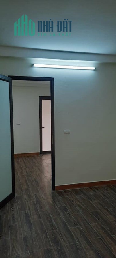 Còn duy nhất 1 căn nhà 4 tầng tại Xuân Đỉnh. DT 45m mà giá chỉ 3.2 tỷ.