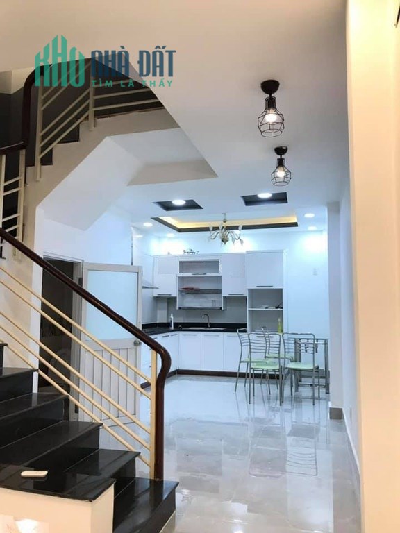 Sát Quận 1-Võ Duy Ninh,đang cho thuê 10tr/tháng, DT 27m2 ,0903428326