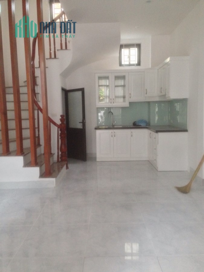 Bán nhà mới 31m2 ngõ 173 Phú Thượng thông ngõ 163 Phú Thượng,ngõ 209 Phú Thượng