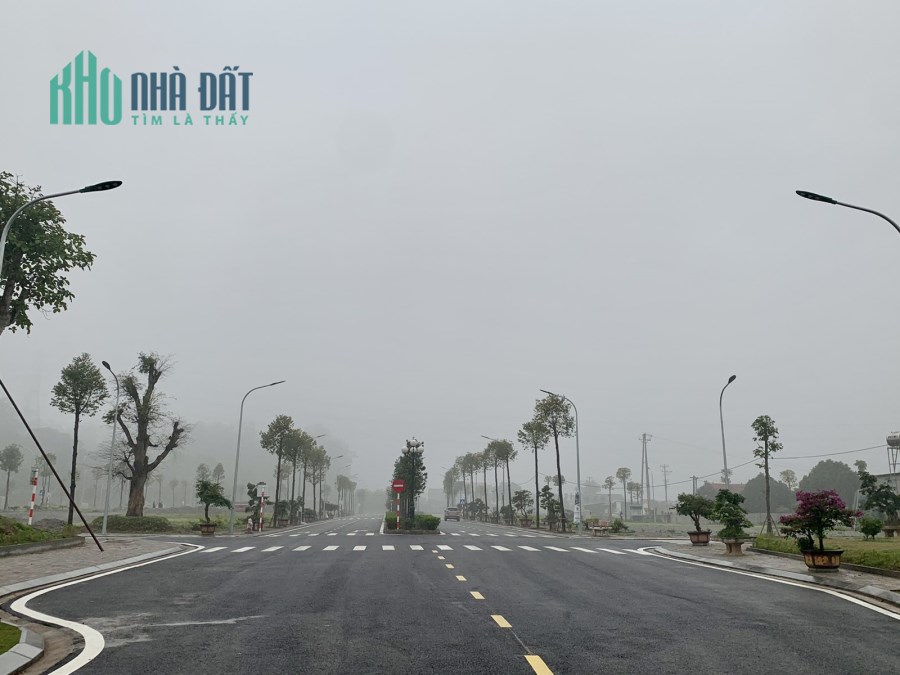 Đất nền biệt thự lô ngoại giao dự án Spring Town, 10tr/m2, thanh khoản nhanh