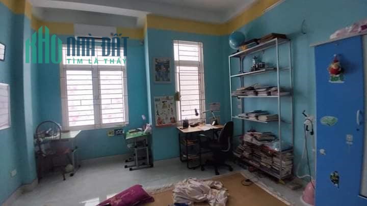 2.65tỷ Nhà phố Ngọc Lâm,Long Biên 30mx5TầngxMT4m,ngõ rộng