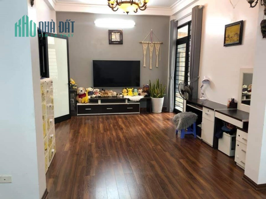CỰC ĐẸP, LÔ GÓC, Ô TÔ Trần Kim Xuyến 89m x 5 tầng, MT6m giá  17 tỷ. LH 0981588619.