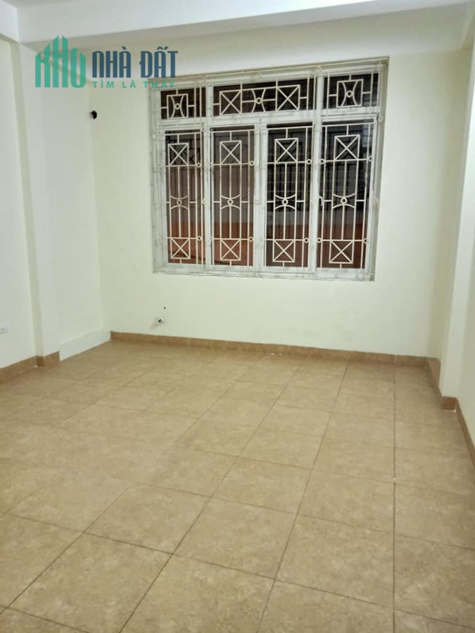 Bán nhà riêng Phố Bạch Mai, Q. Hai Bà Trưng, DT 50m2x5 tầng. LH: 0846 282 986.