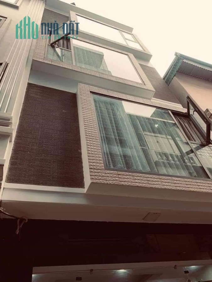 Bán nhà phố Thái Thịnh 1,kinh doanh,văn phòng ,52m,5 tầng,mt 4.6m,giá 9.9 tỷ.Lh:0989126619.