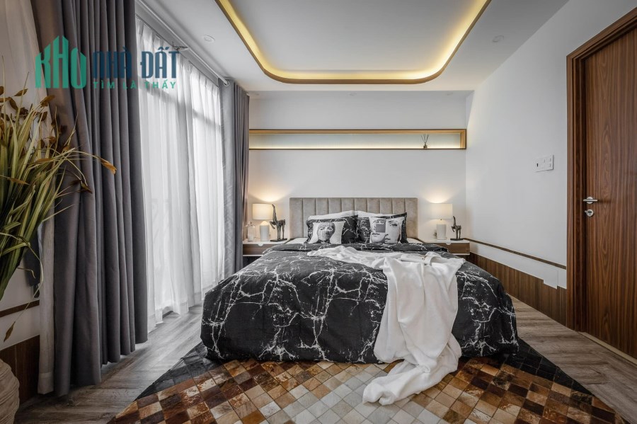Mảnh đất Mặt ngõ Phố Âu Cơ giá 26.9 tỷ, 175m2, 2 mặt thoáng, Oto vào