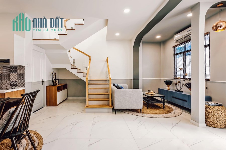 Bán Mặt ngõ Thổ Quan, Khâm Thiên giá 7.8 tỷ, 66m2, KD tốt, oto đỗ