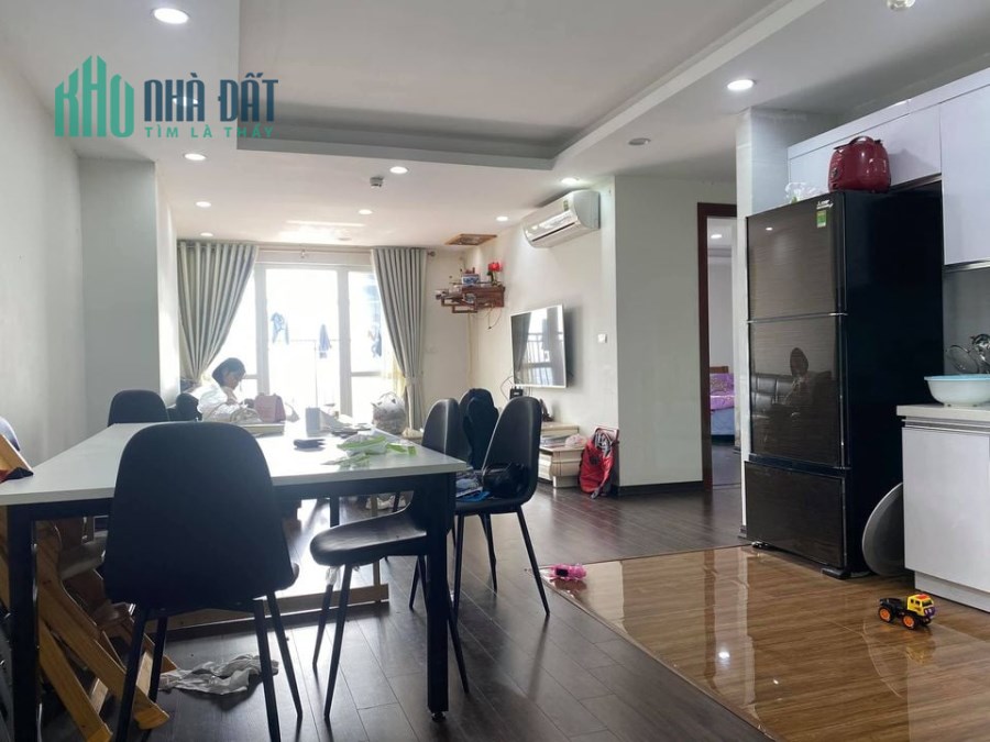 Căn hộ cực rộng giá đẹp 100m2 Full nội thất 3N 2VS  LH : 0369696280