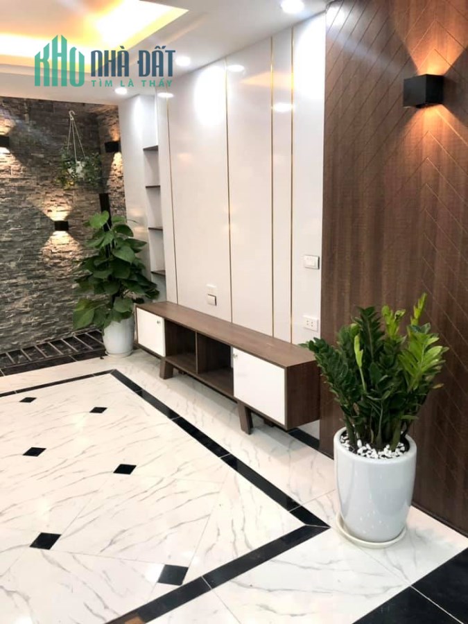 BÁN NHÀ THANH XUÂN - MỚI ĐẸP - 45M2*5T - 10M OTO TRÁNH - GIÁ CỰC SỐC