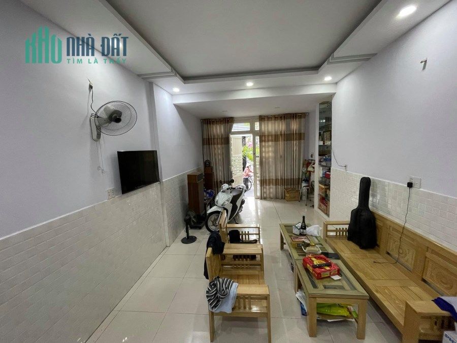 Nàng thơ Tân Bình – Bán nhà Lạc Long Quân HXH 48m2 – Giá giảm chỉ 4 tỷ 65 TL