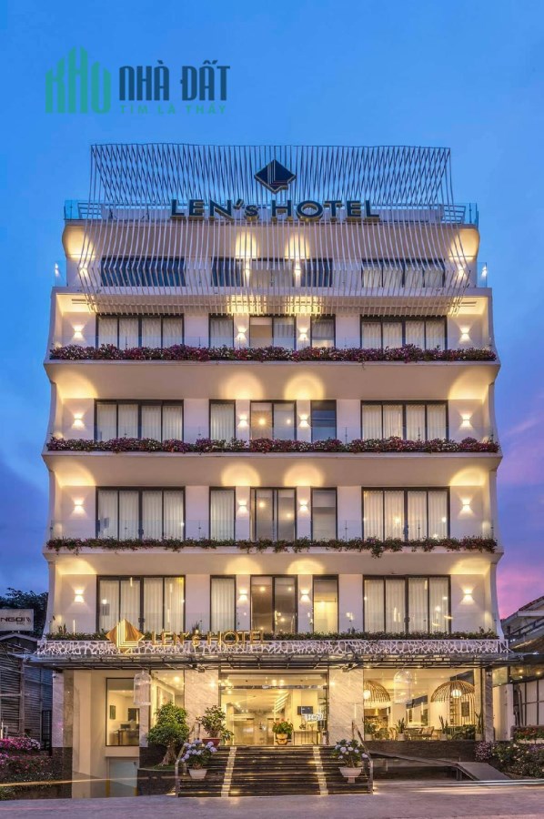 Bán nhà MP Nguyễn Đình Chiểu, vỉa hè 4m, xây toà Building, 80m2 x MT 10m. 30.3 tỷ.