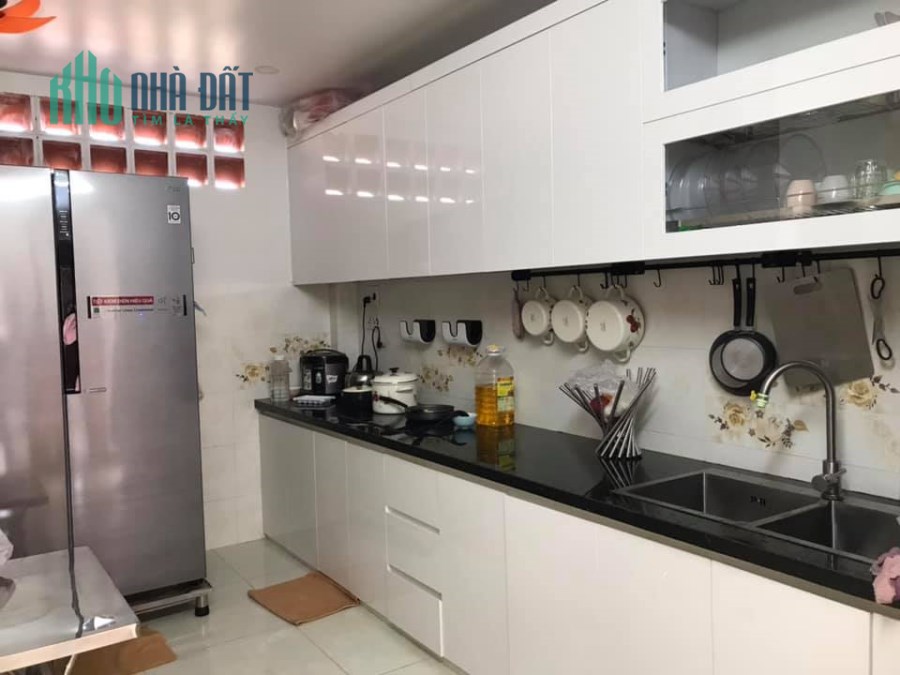 Cực phẩm Quận 7, Phường Phú Thuận, 80m2, 3 lầu , tiện ích không thiếu gì, Call ngay 0387610701.