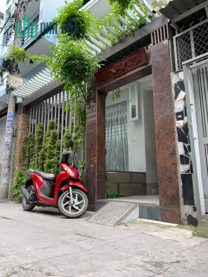 Nhà Lý Thường Kiệt quận 10, HXH, ngang 5,5m hiếm 85m2- 2 tầng  chỉ 13 tỷ 8, LH: 0933233236.