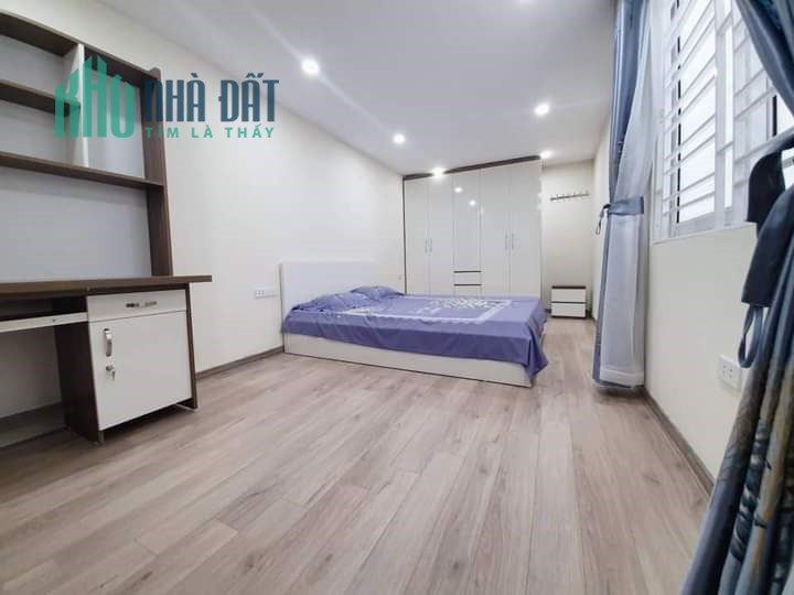 Bán nhà Hoàng Quốc Việt, phân lô – gara  ô tô, kinh doanh văn phòng. LH: 0948415979