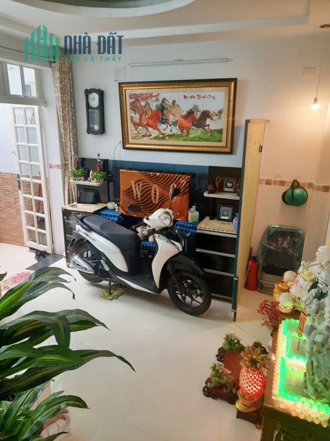 BÁN NHÀ 3 TẦNG LẠC LONG QUÂN, QUẬN TÂN BÌNH, 54M2 GIÁ CHỈ 4.2 TỶ