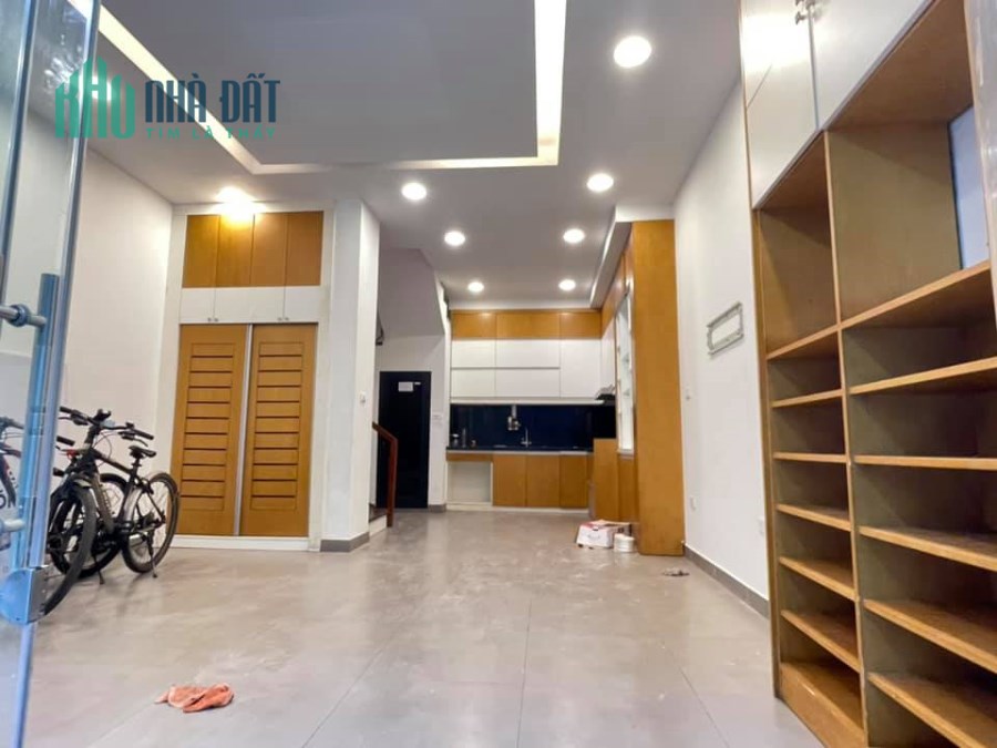 Bán nhà Thái Hà, ô tô tránh, kinh doanh đỉnh DT 45m2, 5 T, MT 5m, giá nhỉnh 8 tỷ.