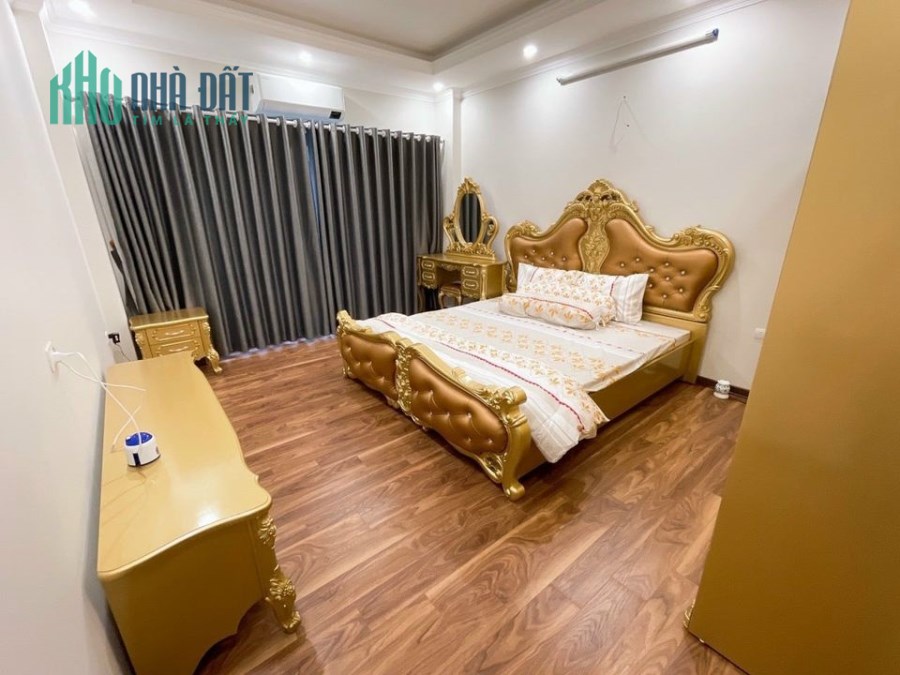 Siêu Phẩm Siêu Hiếm Phân Lô ÔTô Đỗ Cửa 24/24 Lò Đúc DT55m5tầng5m Mặt Tiền.giá 6tỷ