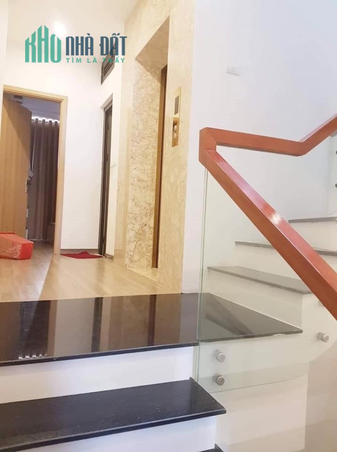 Bán nhà Tây Hồ 275m x 9T giá 32 tỷ 0392899109