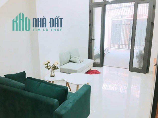 Bán nhà gấp Nguyễn Thượng Hiền,tặng full nội thất, 3 tầng BTCT,27m2, chỉ 2tỷ8