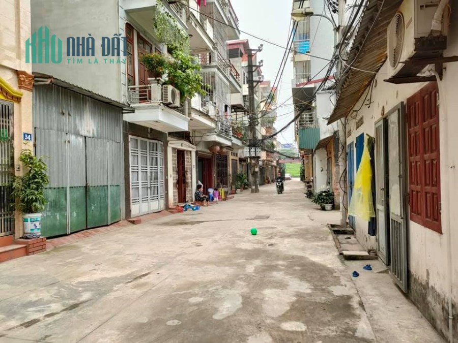 Chính chủ cần bán gấp nhà Ngọc Thụy, Long Biên, Hà Nội.