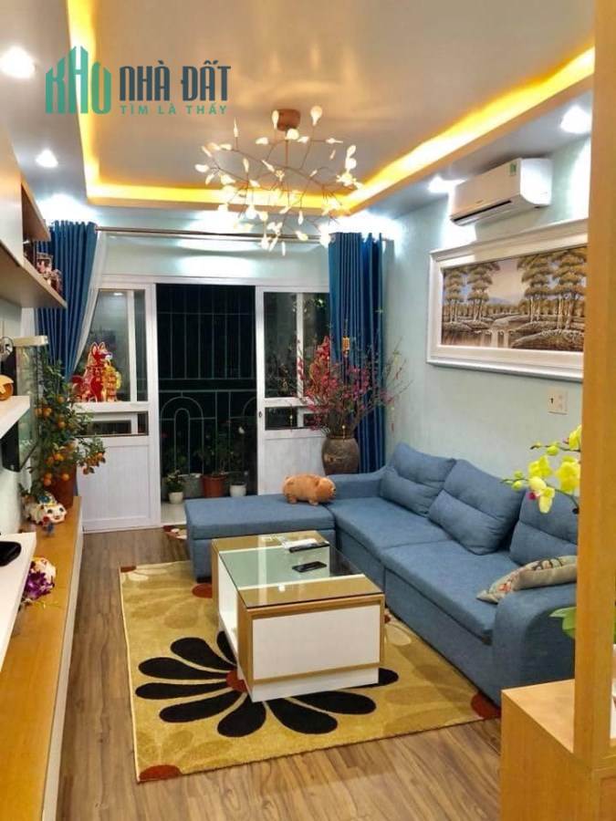 Bán nhanh nhà Đầu ngõ Đê Trần Khát Chân giá 4,3 tỷ, 45mx6 tầng