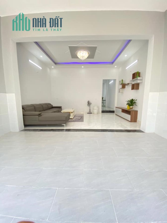 Bán nhà 2 mặt tiền hẻm chỉ có hơn 3,5 tỷ mà tới 70m3 , 1 trệt 2 lầu, LH nhanh 0387610701.