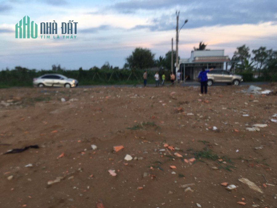 Cần bán đất mặt tiền đường nhựa Huyện 7, Gò Công Đông, Tiền Giang