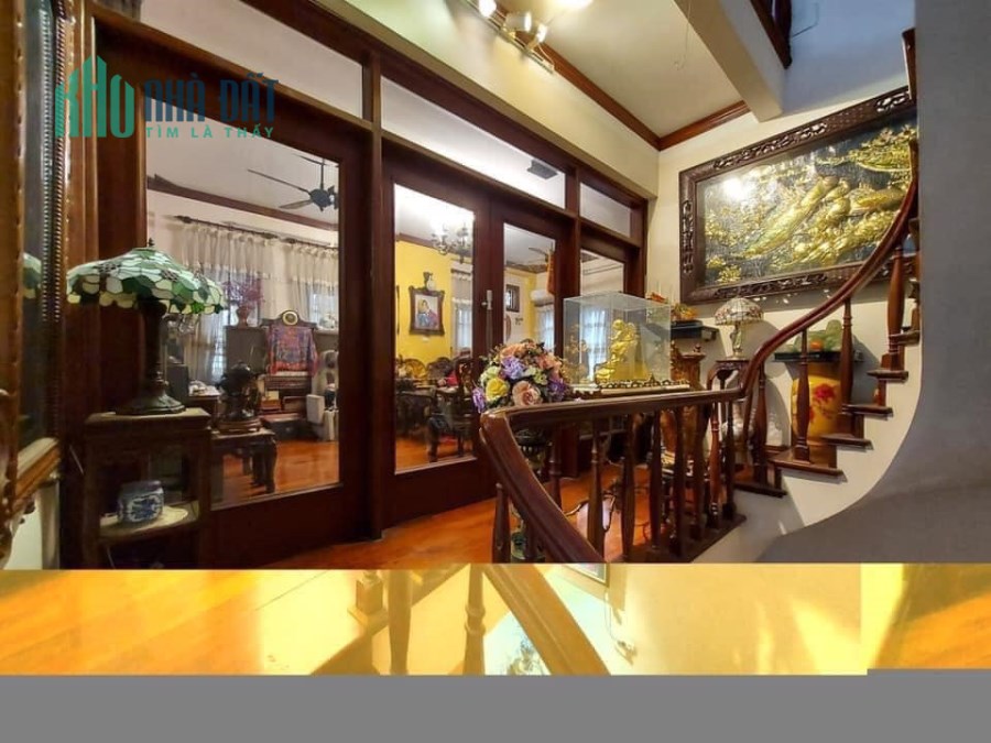 BÁN NHÀ HOÀNG QUỐC VIỆT, CẦU GIẤY_7 TẦNG THANG MÁY-LÔ GÓC-Ô TÔ TRÁNH_KINH DOANH