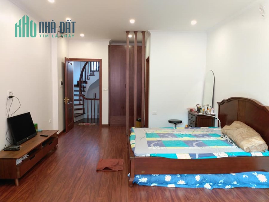 Đẹp khó cưỡng Mặt tiền 5.1 + Lô góc, Bán nhà NGUYỄN TRÃI Ôtô tránh 50m2, 5T, 8 Tỷ 3.