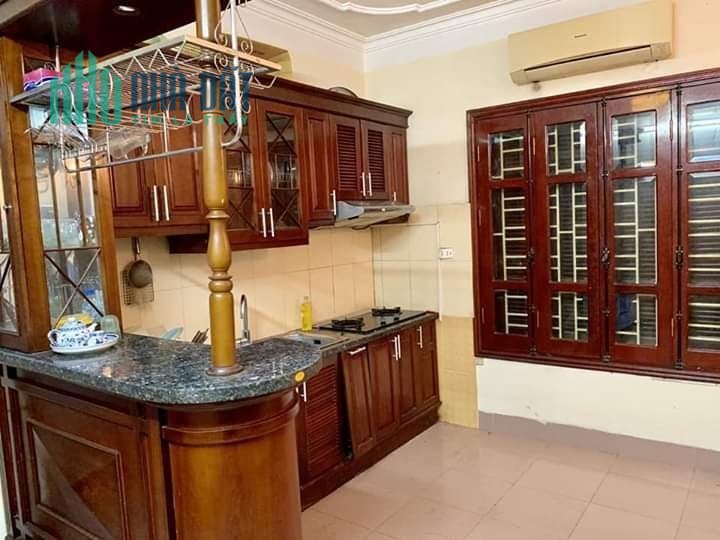 Bán nhà Nguyễn Xiển,Thanh Xuân 33m2,5T, 2,4 tỷ,ô tô,kinh doanh,ở ngay,hiếm có