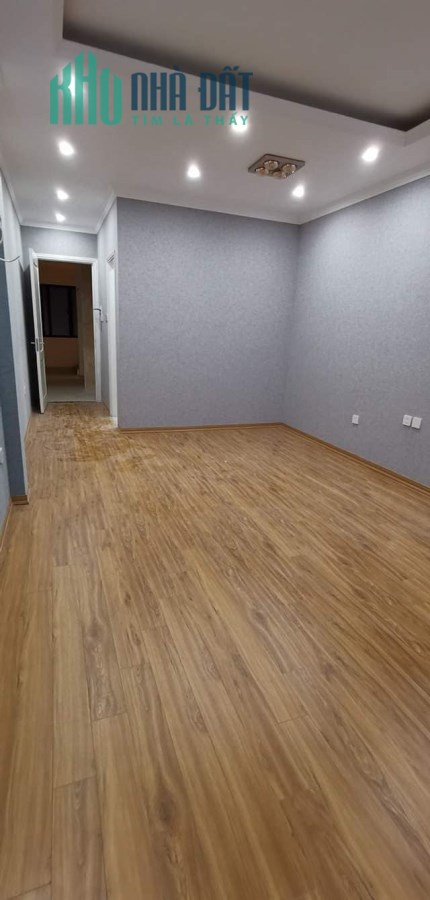 Ba Đình 6 tầng thang máy - 15m ô tô tránh - Nhà đẹp mới tinh