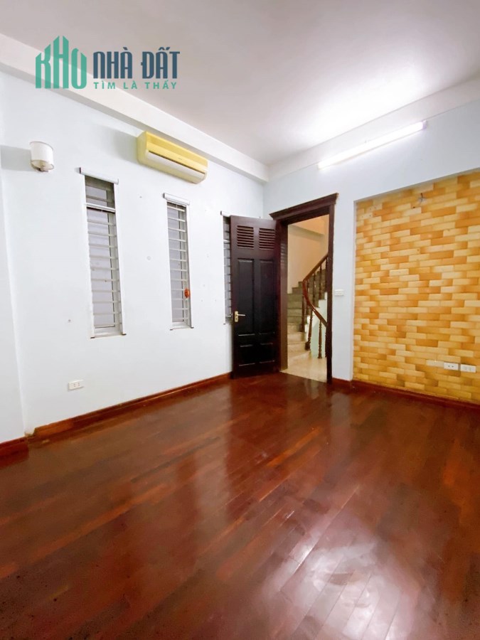 Bán Nhà Siêu Đẹp Lô Góc Trương Định DT38m giá 3.2 tỷ