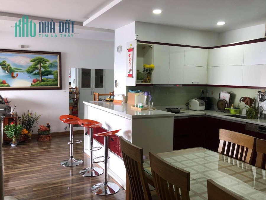 Bán căn hộ chung cư cao cấp Đất Phương Nam, P12, Bình Thạnh