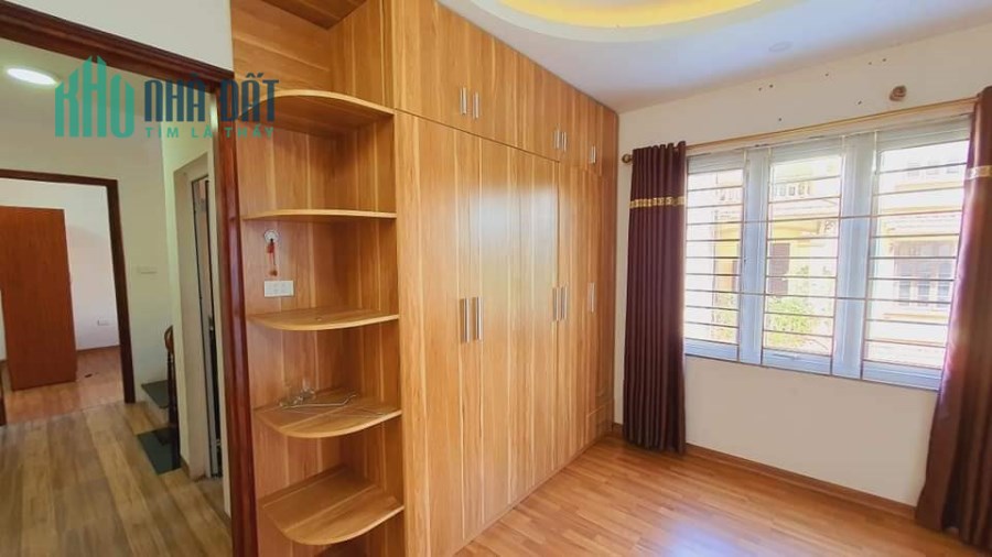 Cần bán gấp nhà Mặt phố Nguyễn Khuyến giá 21.5 tỷ, 75m2, KD đắc địa