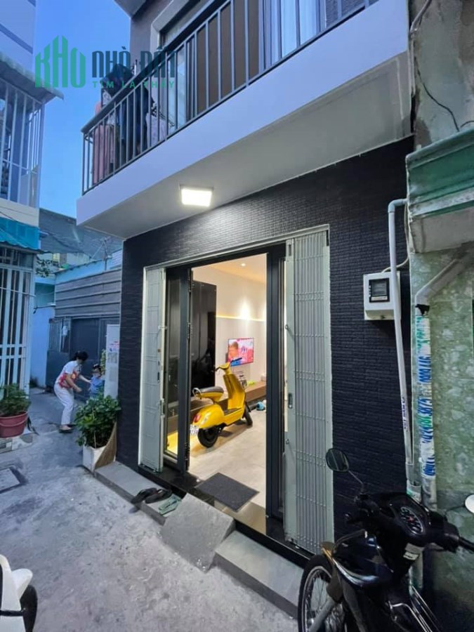 Chỉ hơn 50tr/m2 cục rẻ quận 7 đường Huỳnh Tấn Phát, 78m2,hẻm rộng 3,5m, lh ngay 0387610701.
