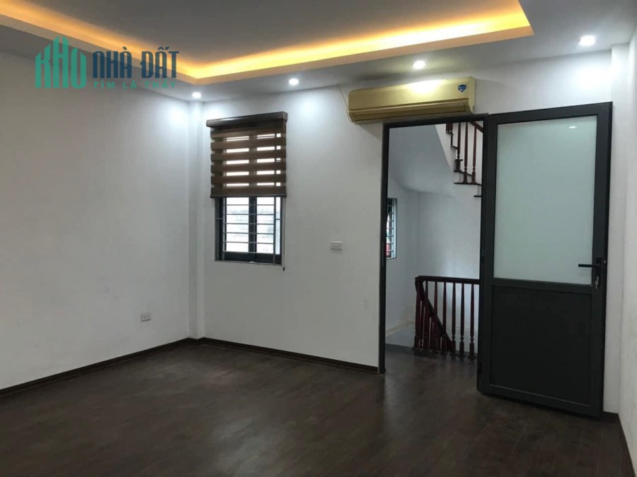 NHÀ LÊ ĐỨC THỌ, dt 38m2, 5t, hơn 2 tỷ, lô góc,  gần ô tô.LH :0976772692